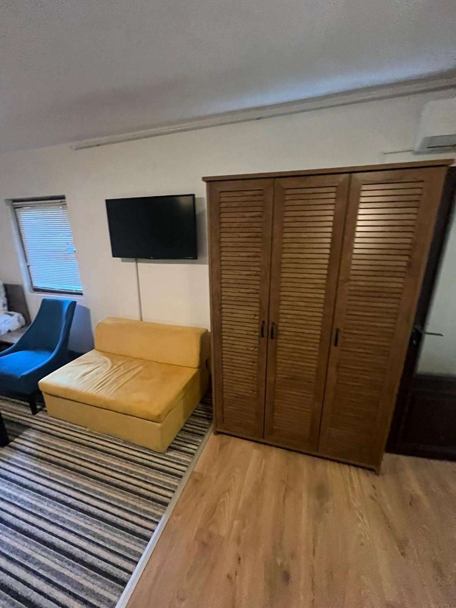 סראייבו Apartments Music, Garden And Free Parking מראה חיצוני תמונה